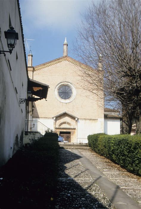 Chiesa di San Salvatore in Lauro: Işıklı Bir Yolculuk ve Sembolik Dönüşümler!